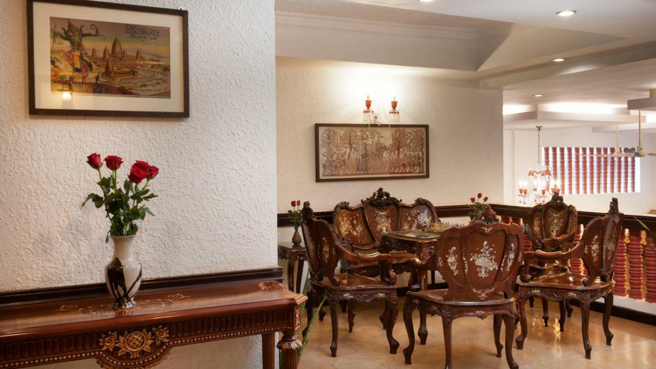 Mane Colonial Classic Siem Reap Bagian luar foto